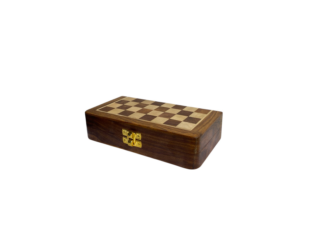 7 “ TRAVEL FOLDING MAGNETIC CHESS SET