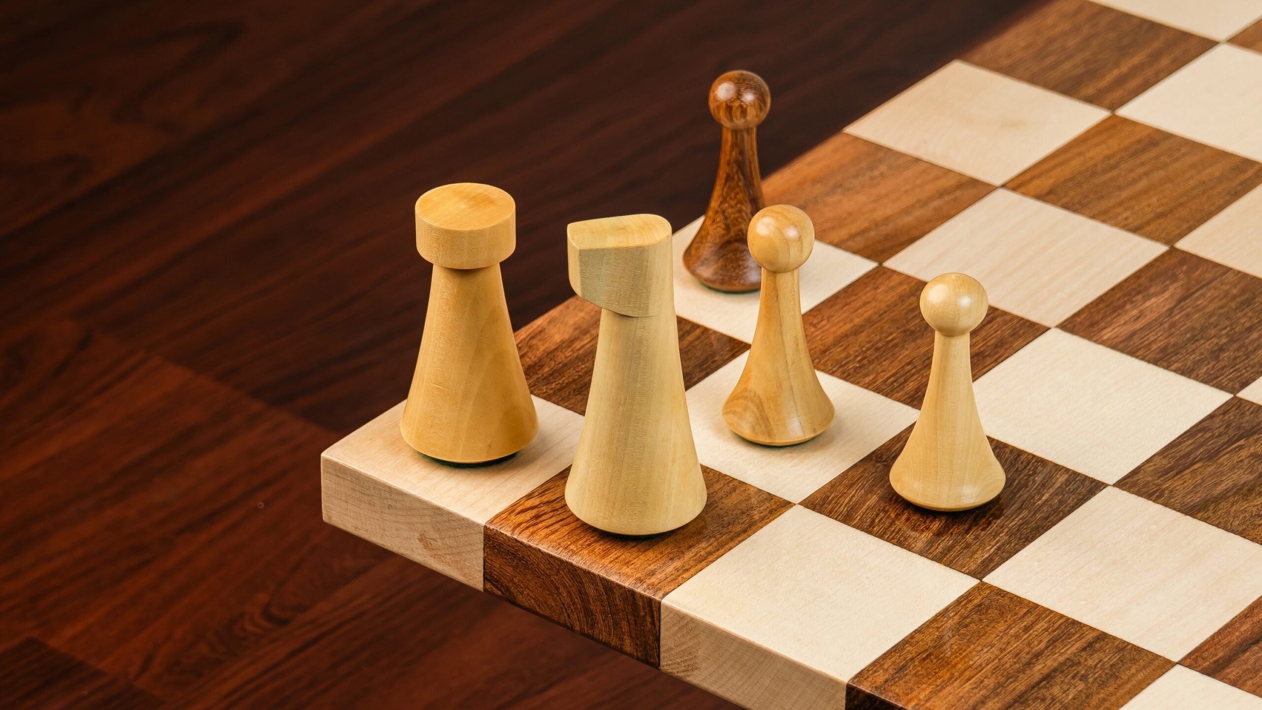4” HERMAN OHME MINIMALIST WEIGHTED CHESS PIECES, 16” BORDERLESS WOODEN CHESSBOARD & STORAGE BOX