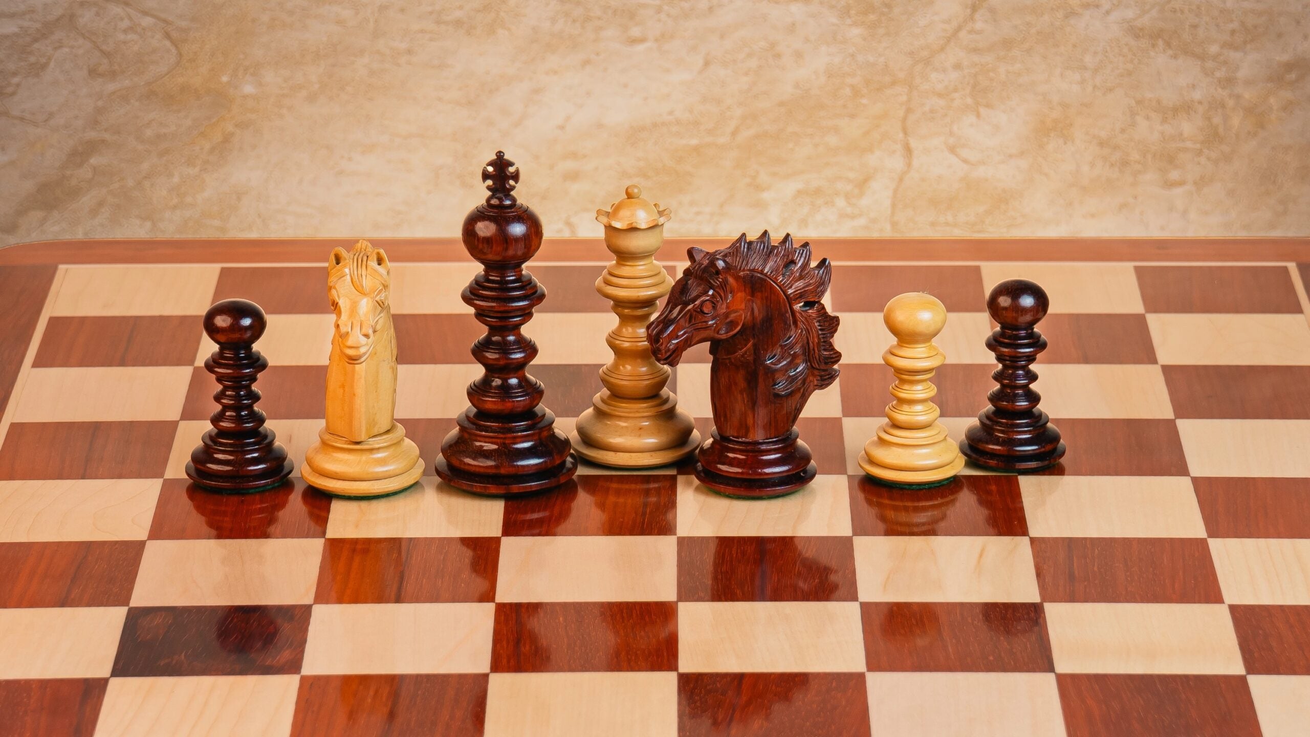 4.4” ARTHUR KNIGHT LUXURY TRIPLE WEIGHTED CHESS PIECES