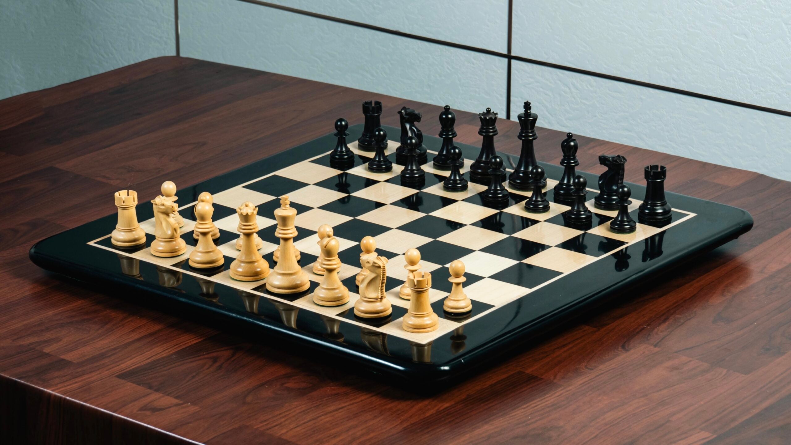 3.75” THE FISCHER SPASSKY 1972 SERIES EBONISED DOUBLE WEIGHTED CHESS PIECES