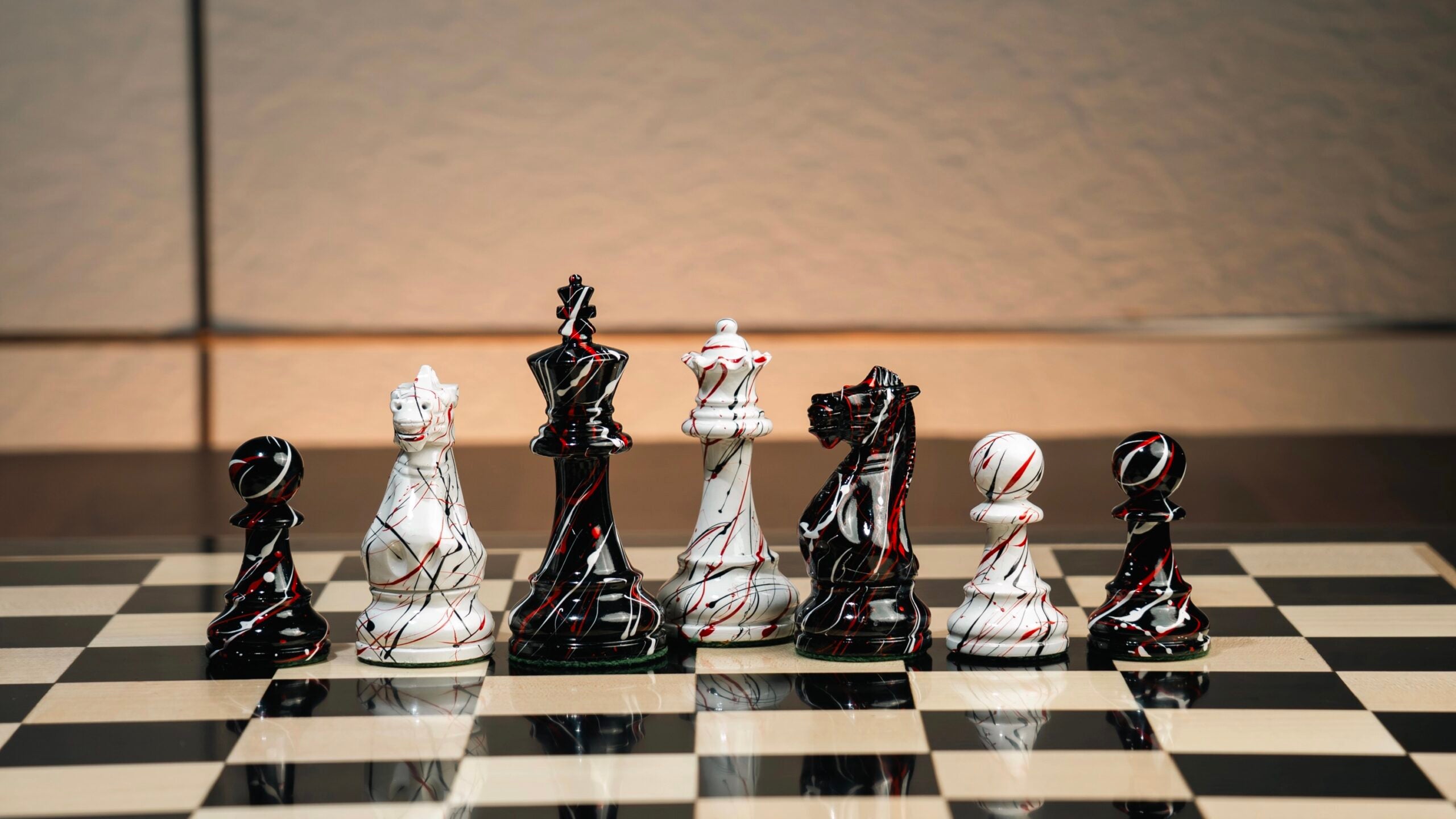 4.1” PAINTED ROYAL KNIGHT STAUNTON TRIPLE WEIGHTED CHESS PIECES
