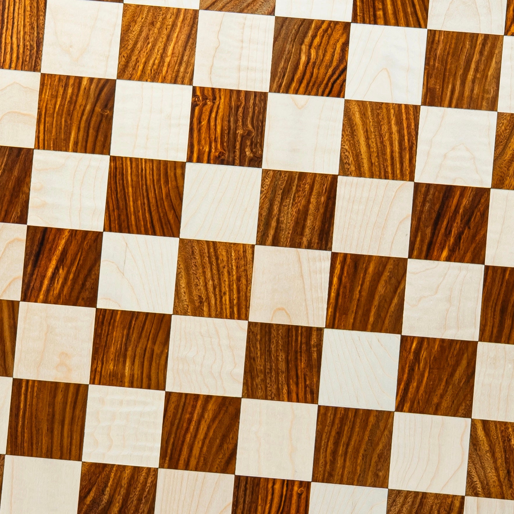19” GOLDEN ROSEWOOD & MAPLE WOOD CHESSBOARD WITH NOTATION - 50mm squares