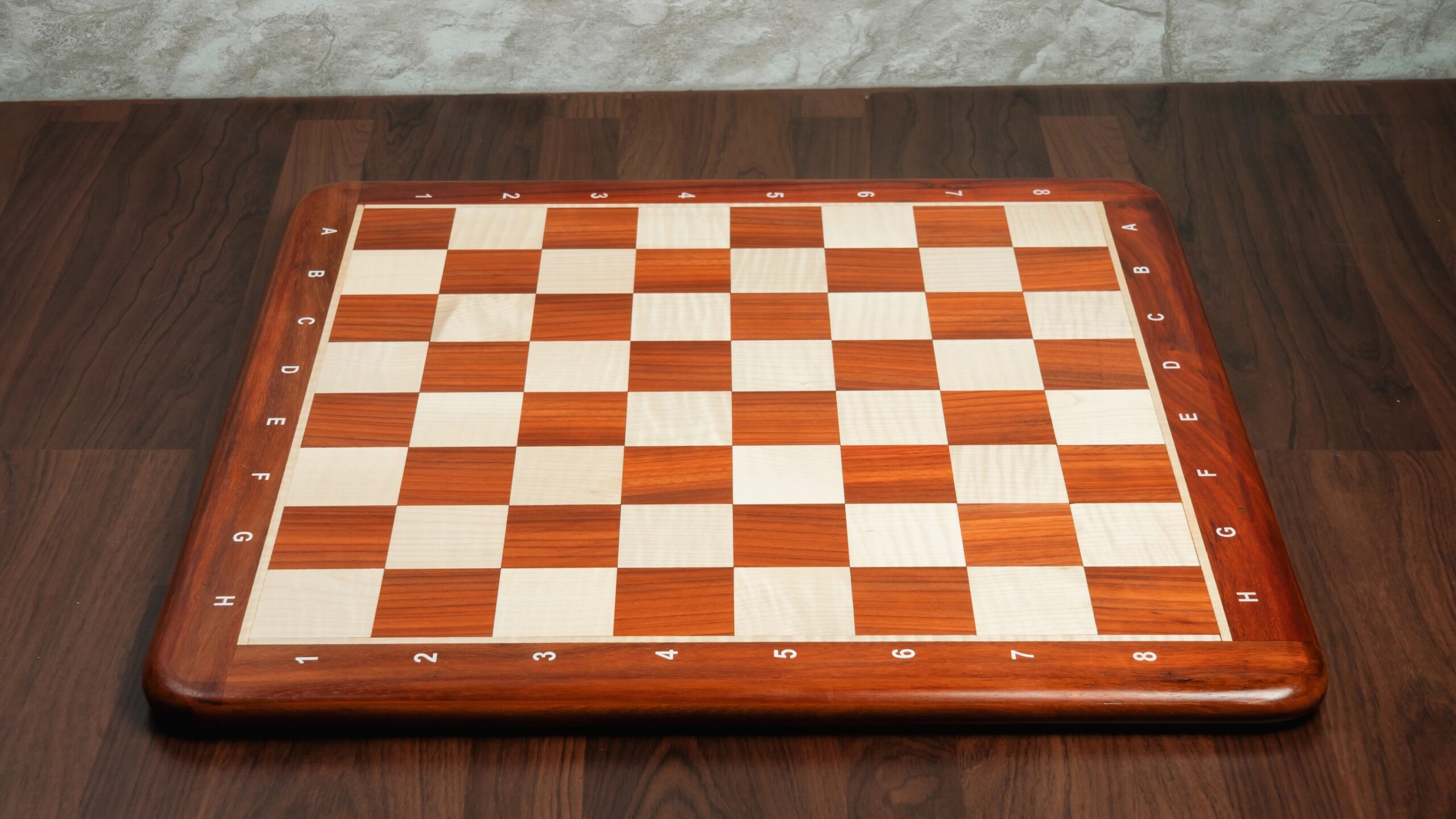21” PADAUK (BUD) & MAPLE WOOD CHESSBOARD WITH NOTATION  - 55 mm SQUARE