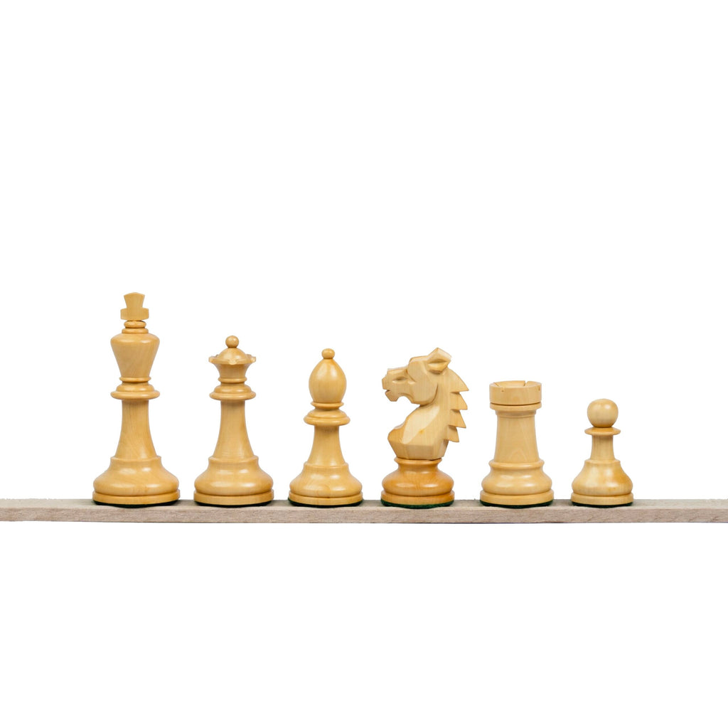 3.9” REPRODUCED BOHEMIAN EBONISED TRIPLE WEIGHTED CHESS PIECES