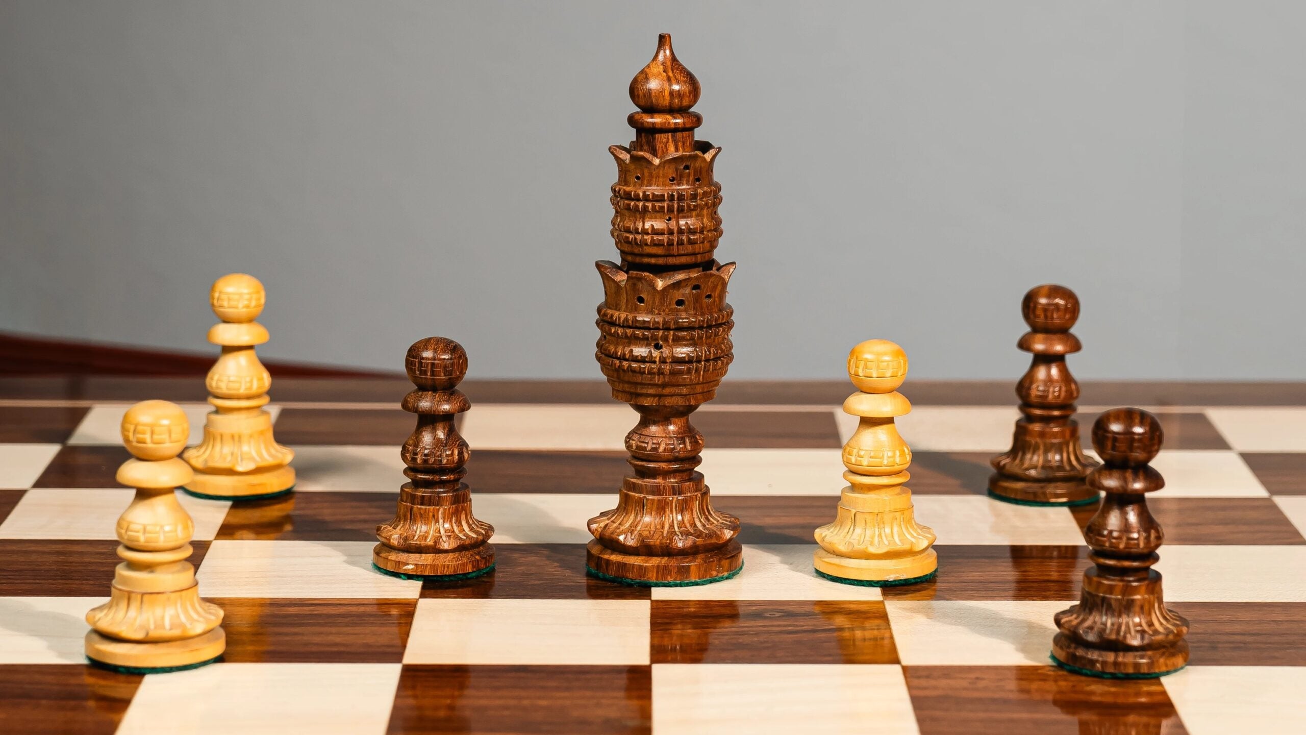 5” WEIGHTED LOTUS SERIES CHESS PIECES