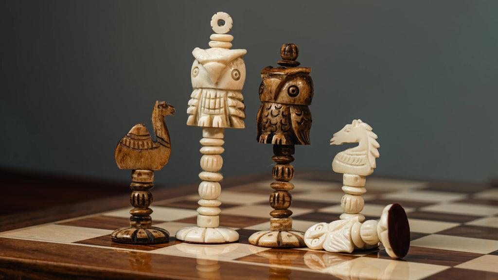 4” ANIMAL THEME CHESS PIECES - CAMEL BONE SERIES
