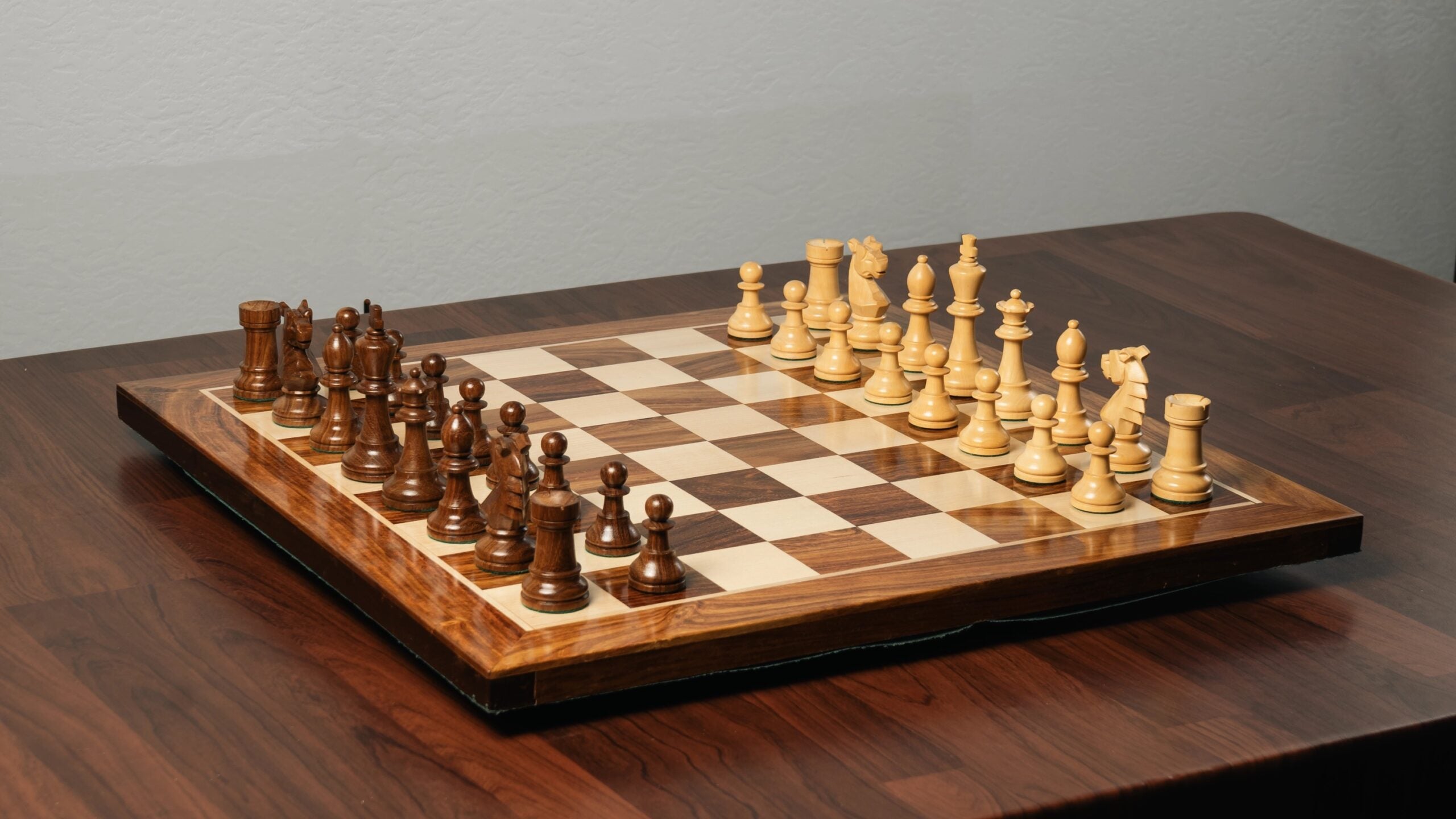 3.9” REPRODUCED BOHEMIAN GOLDEN ROSEWOOD TRIPLE WEIGHTED CHESS PIECES, 21” GOLDEN ROSEWOOD CHESSBOARD & BOX