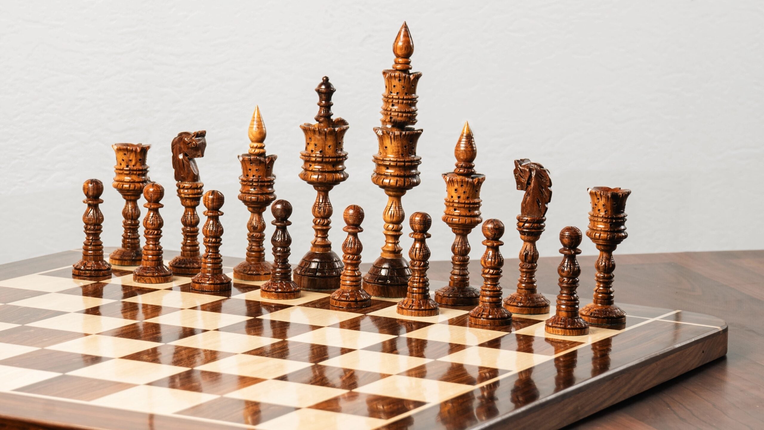 8” JUMBO LOTUS CARVING WEIGHTED CHESS PIECES