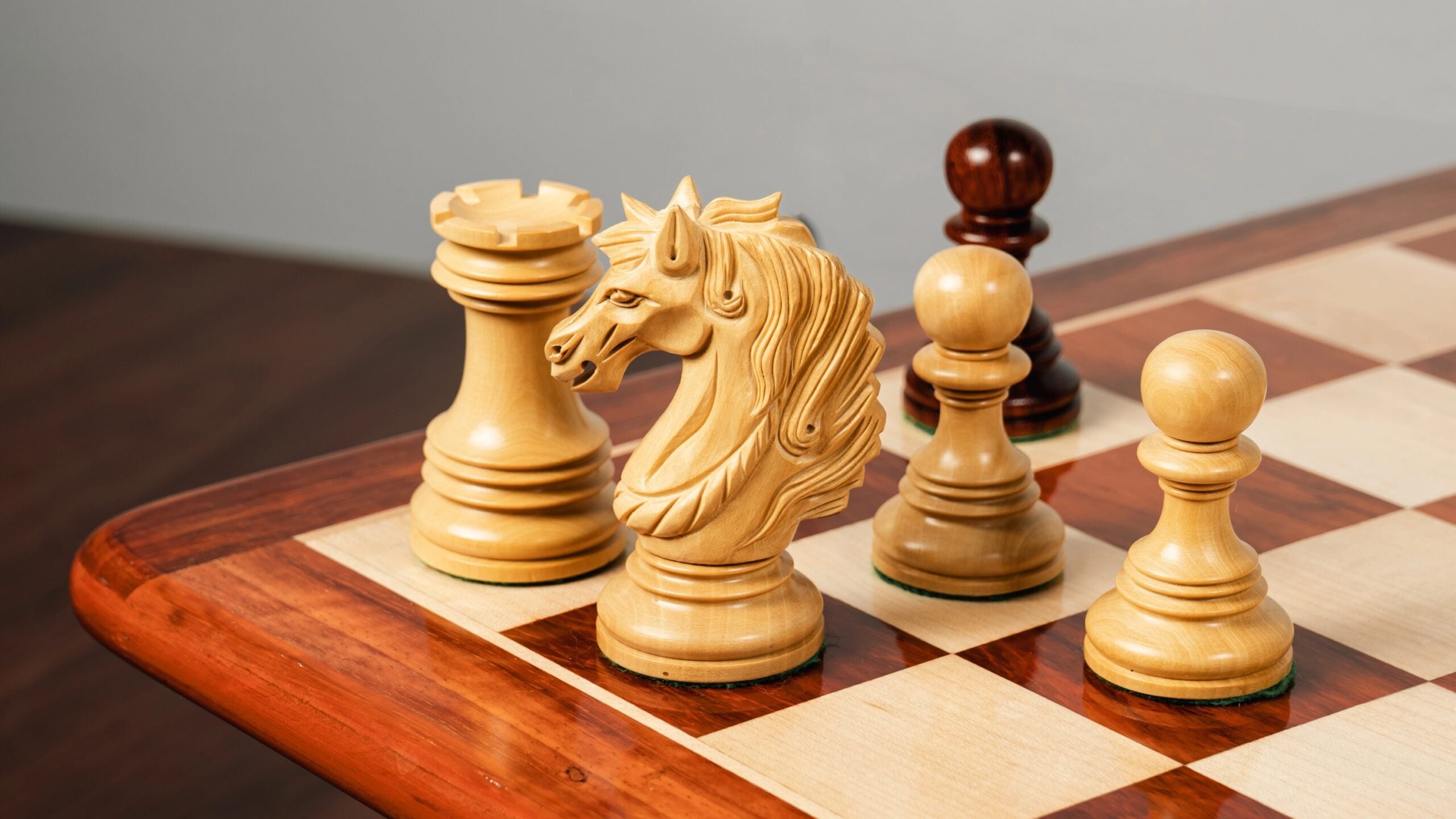 4.4” PRESTIGE LUXURY STAUNTON CHESS SET - TRIPLE WEIGHTED, 21” PADAUK CHESSBOARD & BOX
