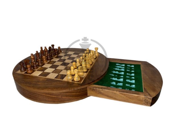 9” ROUND MAGNETIC TRAVEL CHESS SET - Image 3