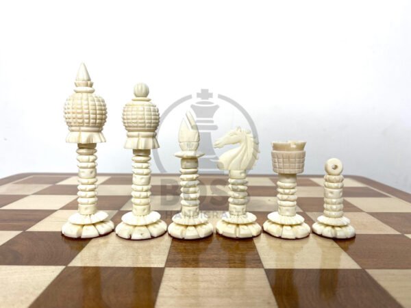 3.7” PRE-STAUNTON CHESS PIECES - Image 2