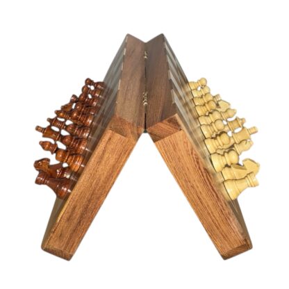 10” TRAVEL MAGNETIC FOLDING CHESS SET