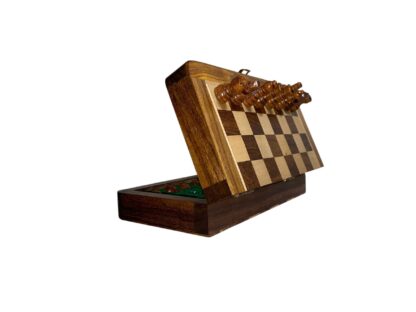 7 “ TRAVEL FOLDING MAGNETIC CHESS SET - Image 2