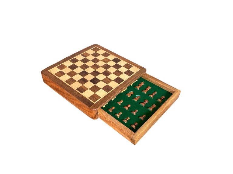 Magnetic wooden chess set with premium travel chessboard and handcrafted chess pieces