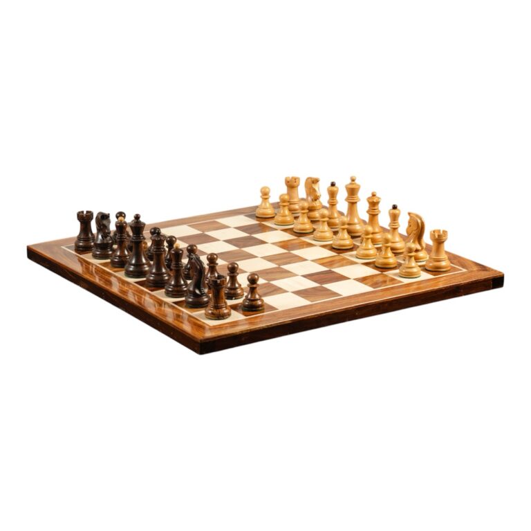 Premium wooden chess set with 1970s Dubrovnik chess pieces and golden rosewood chessboard