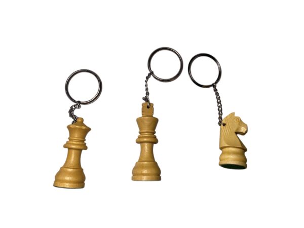 2.5” STAUNTON MAGNETIC CHESS PIECES KEYCHAIN PACK OF 6 - Image 4