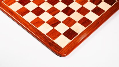 4.5” COLUMBIAN STAUNTON SERIES LUXURY TRIPLE WEIGHTED CHESS PIECES WITH 21” BOARD & BOX - Image 10