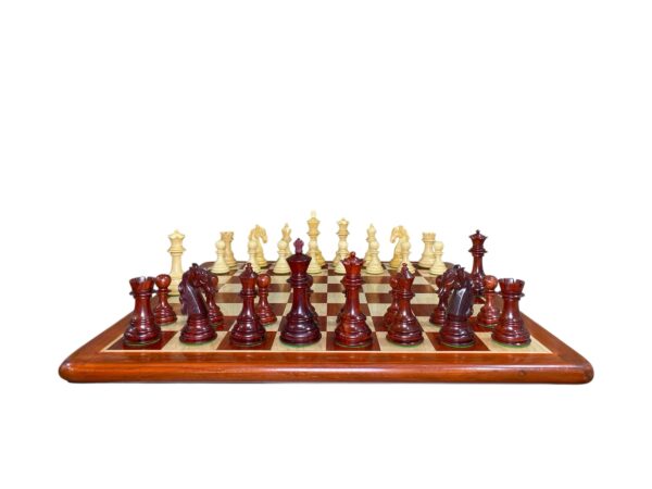 4.5” BRAID KNIGHT STAUNTON SERIES LUXURY TRIPLE WEIGHTED CHESS PIECES WITH 21” BOARD - Image 3