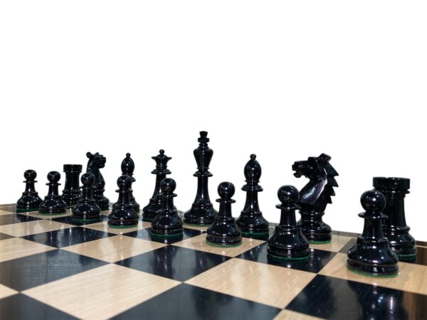 Panther Luxury Chess Pieces with Chessboard