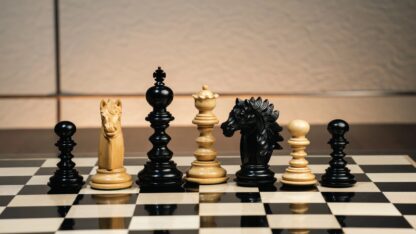 4.4” ARTHUR KNIGHT LUXURY STAUNTON EBONY CHESS PIECES