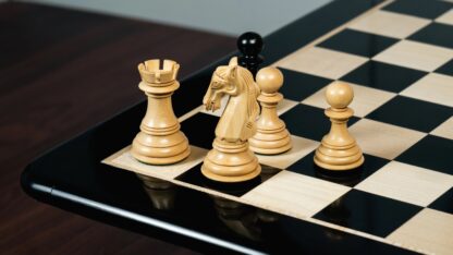 4.5” COLUMBIAN LUXURY STAUNTON EBONY TRIPLE WEIGHTED CHESS PIECES WITH 21” CHESSBOARD & STORAGE BOX