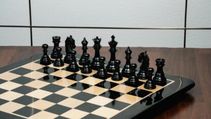 4.5” COLUMBIAN LUXURY STAUNTON EBONY TRIPLE WEIGHTED CHESS PIECES WITH 21” CHESSBOARD & STORAGE BOX