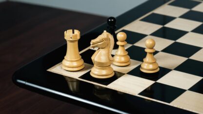 4” NOSEBAND KNIGHT STAUNTON EBONY TRIPLE WEIGHTED CHESS PIECES WITH 21” EBONY BOARD & BOX